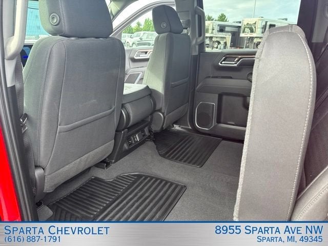 2024 Chevrolet Silverado 1500 LT (2FL)