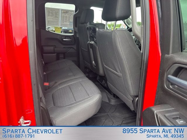 2022 Chevrolet Silverado 1500 LTD Custom 4WD