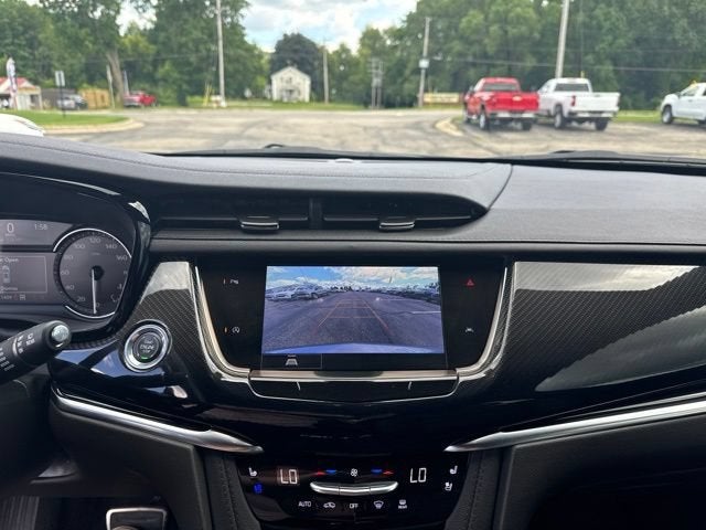 2024 Cadillac XT6 Sport