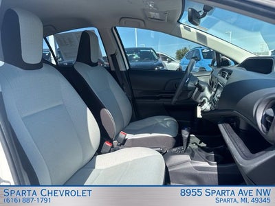 2016 Toyota Prius c One FWD