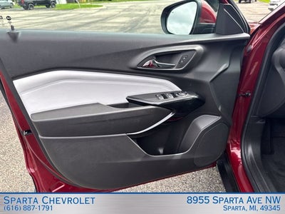 2025 Chevrolet Trax LT FWD