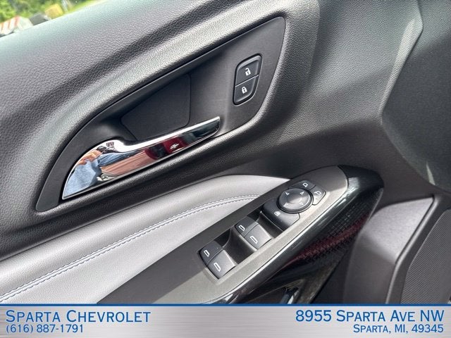 2025 Chevrolet Trax LT FWD