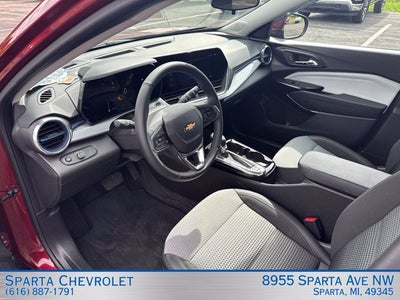 2025 Chevrolet Trax LT FWD