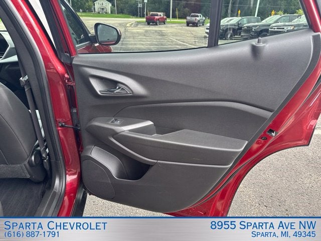 2025 Chevrolet Trax LT FWD